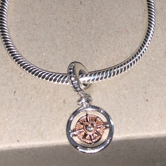 Women’s Pandora Snake bracelet with Anchor Charm - Picture 1 of 3